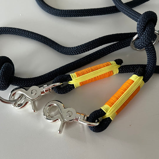 Wunderschönes Set Retriever Halsband und Leine, tiefseeblau,  Muster gelb, orange Gr.L Einzelstück